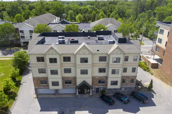 120 West Ave, Saratoga Springs, NY 12866