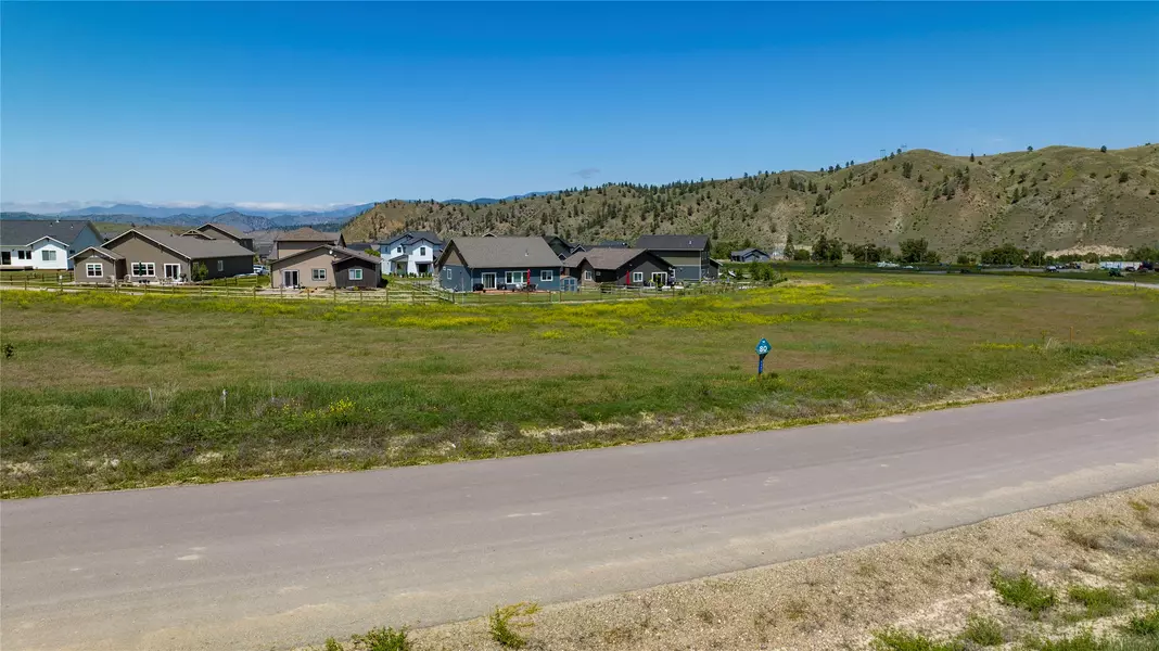 5497 Fireweed LOOP, Helena, MT 59602