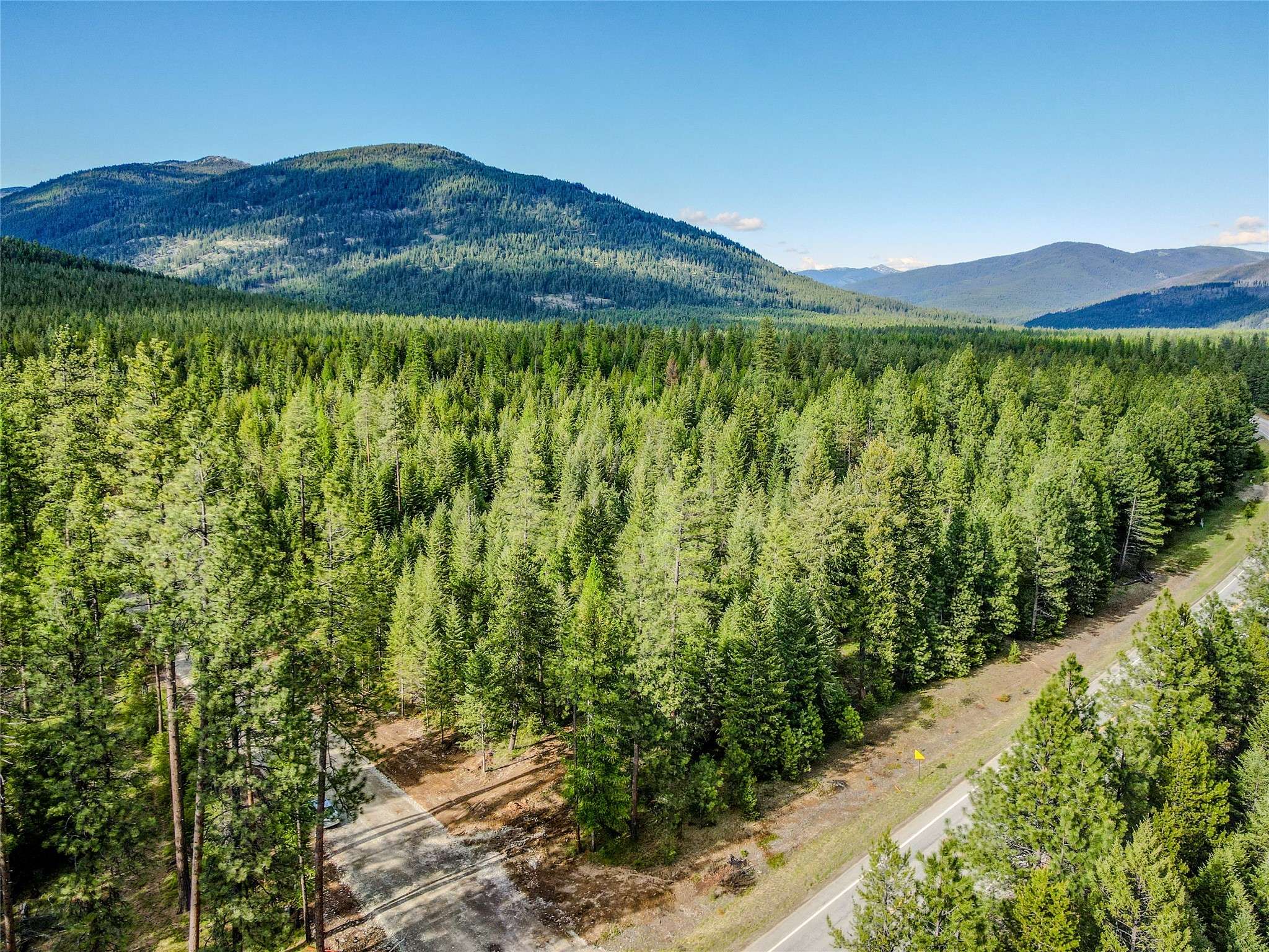 Yaak, MT 59935,10 New road RD #Lot 3