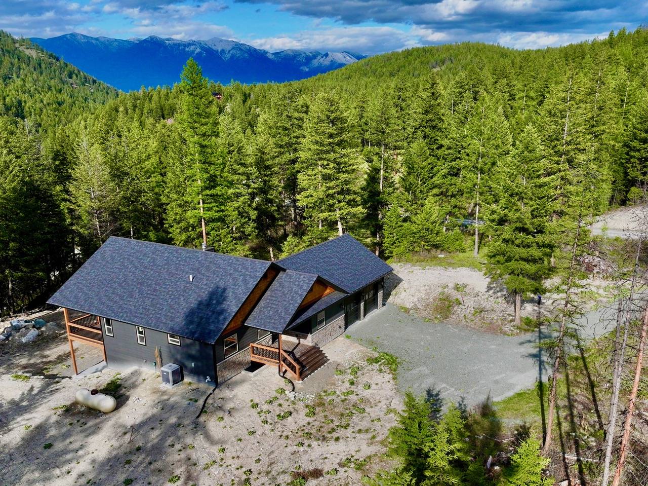 202 Angus DR, Rexford, MT 59930