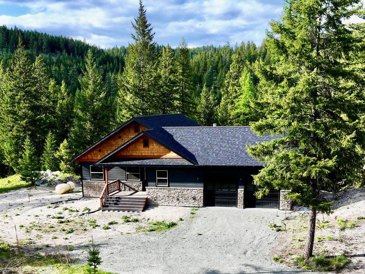 Rexford, MT 59930,202 Angus DR