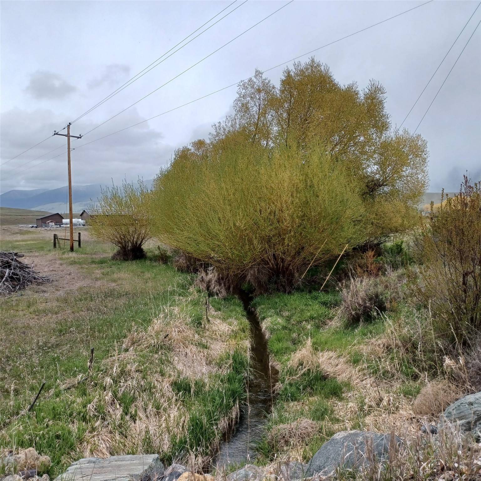 Eureka, MT 59917,2291 US Hwy 93 N