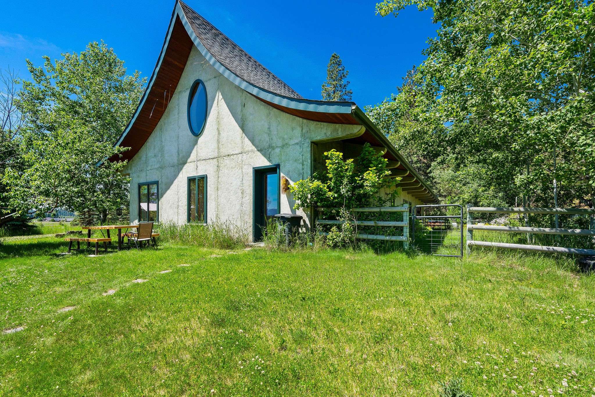 Bigfork, MT 59911,233 Coverdell RD