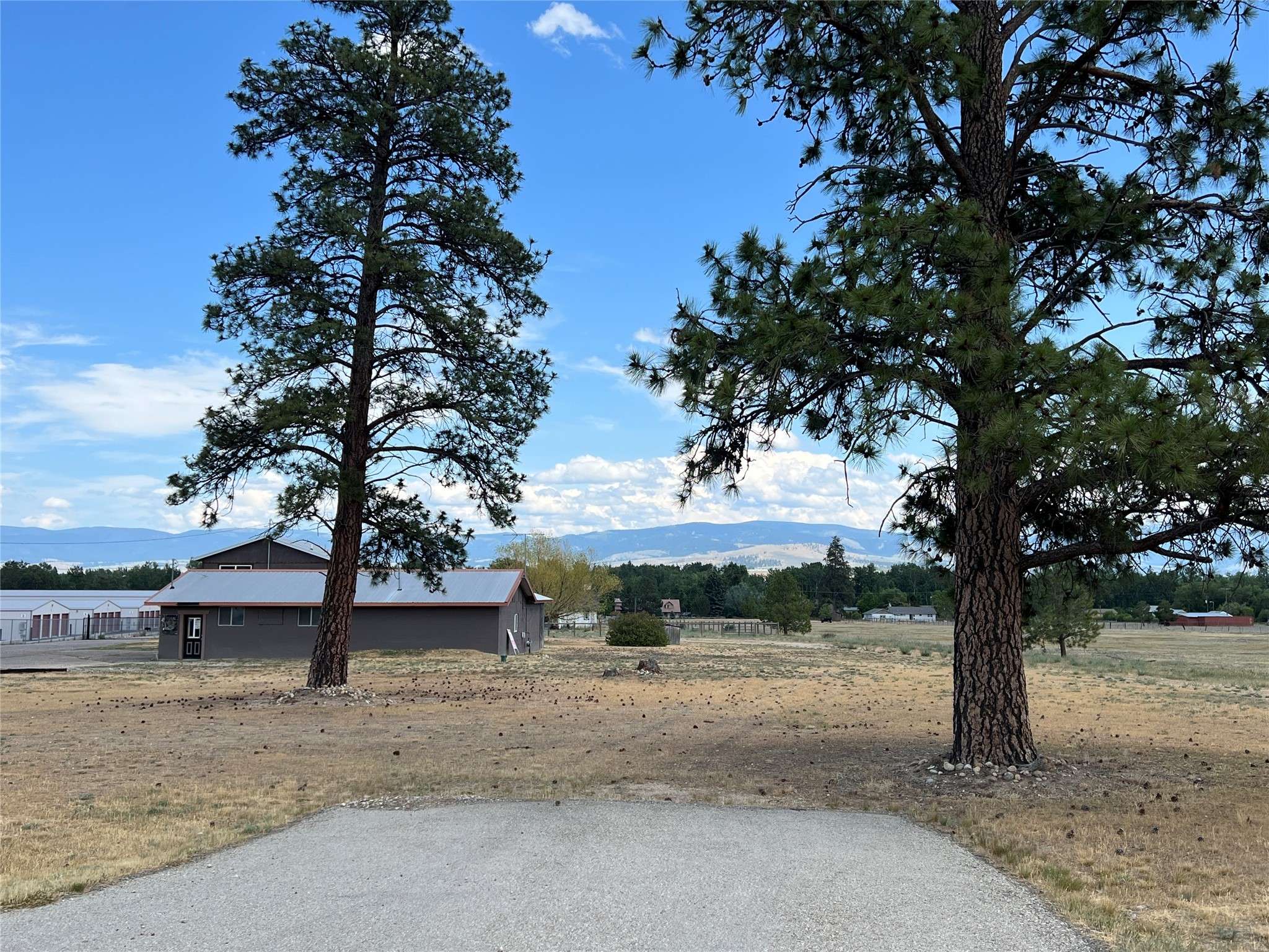 4084 US Highway 93 N, Stevensville, MT 59870