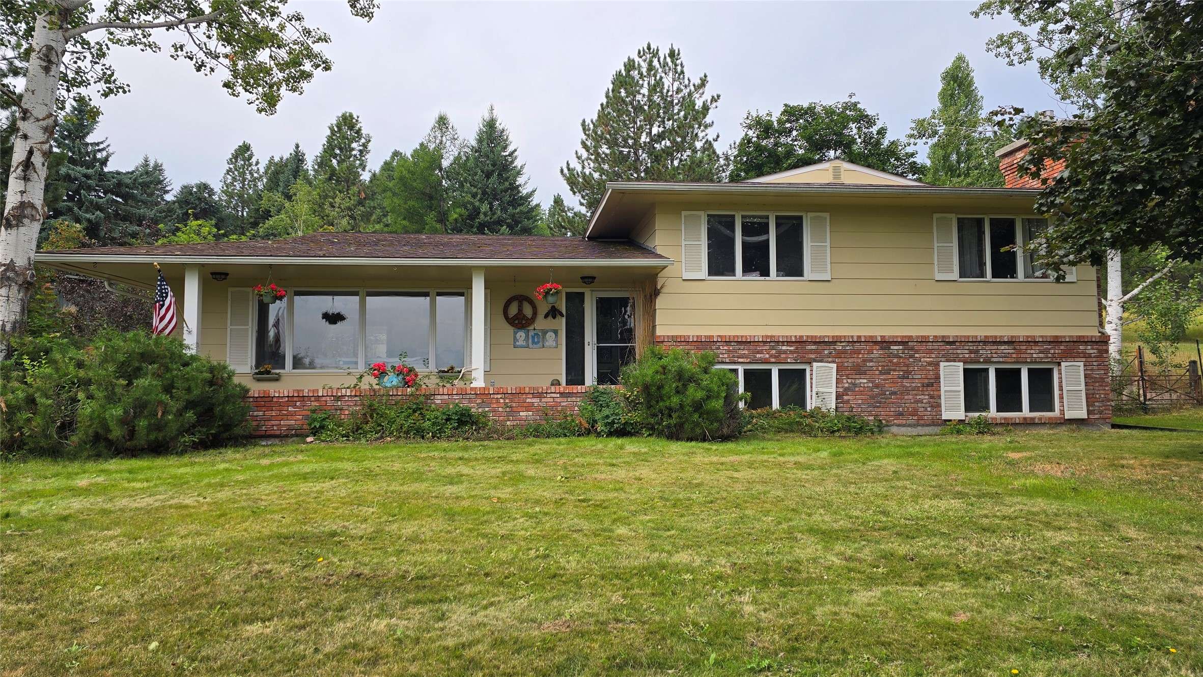 Kalispell, MT 59901,202 Lakeshore DR