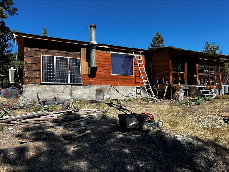 103 Box Canyon LN, Cascade, MT 59421