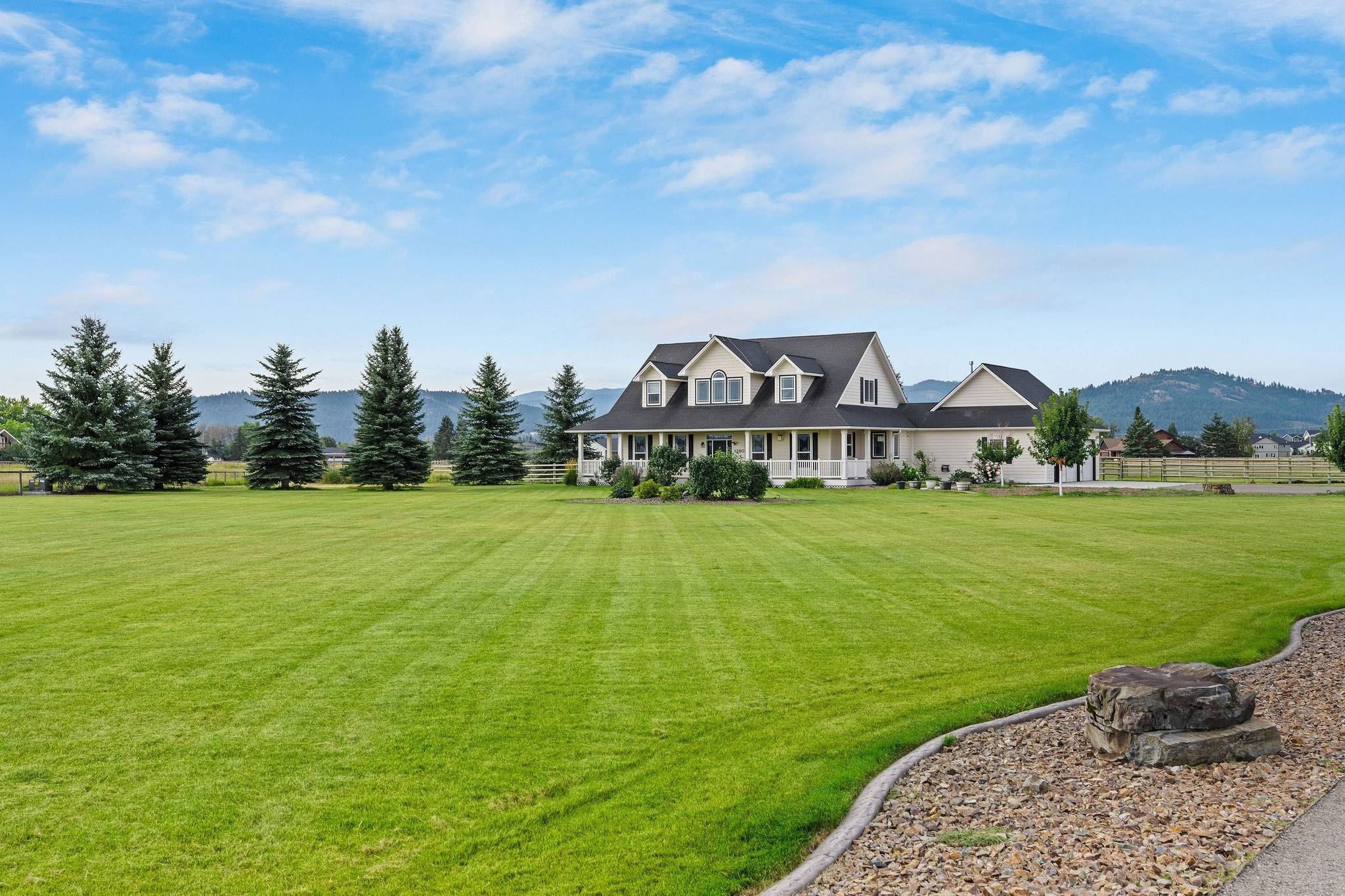 Kalispell, MT 59901,1280 Quarter Horse LN