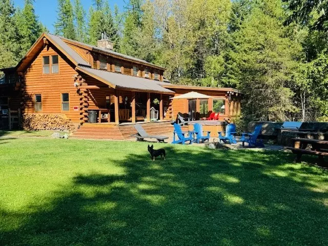 Whitefish, MT 59937,855 Beaver Lake RD