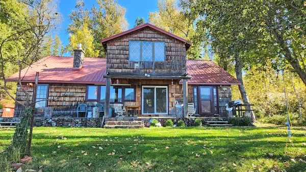 Bigfork, MT 59911,22703 MT Highway 83