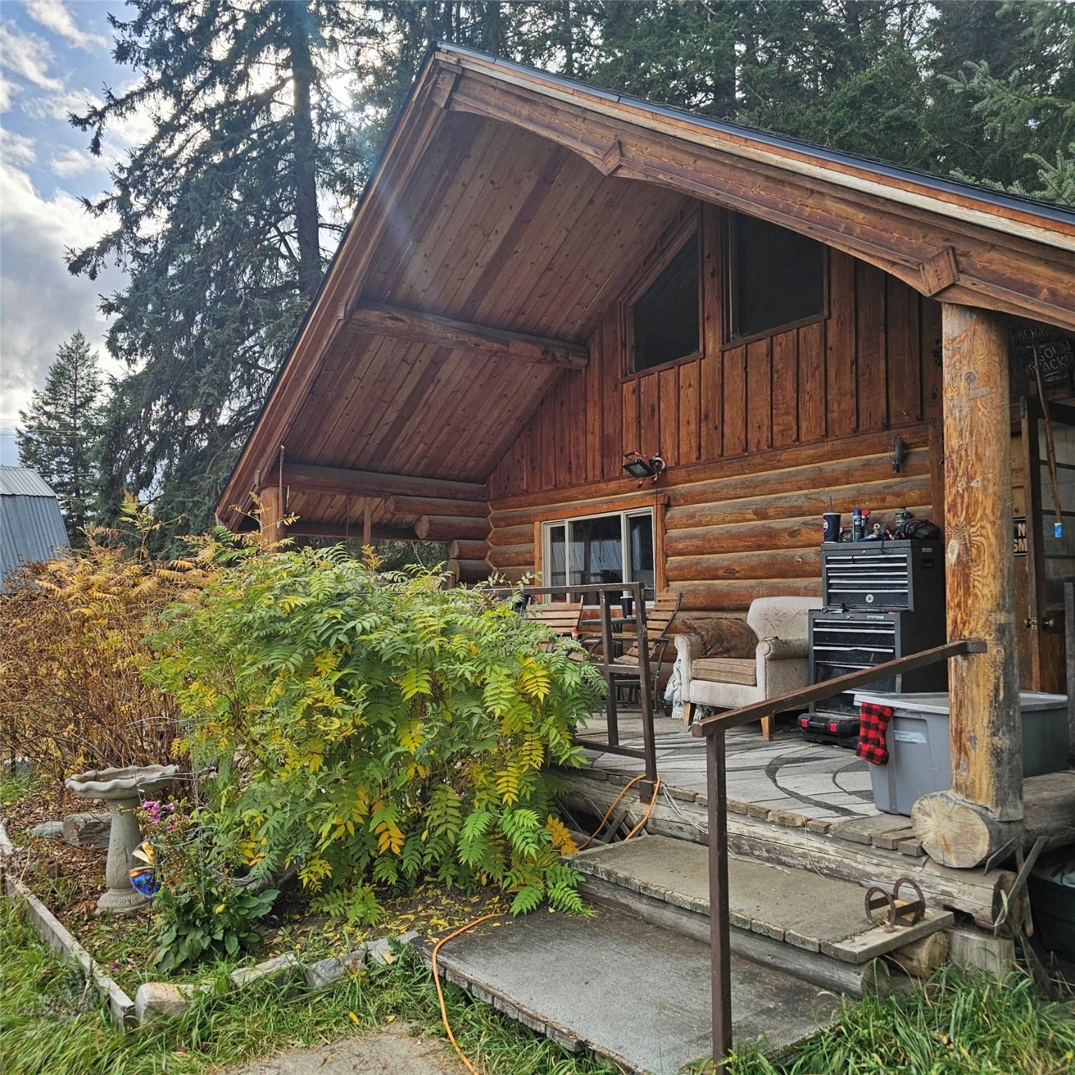 Columbia Falls, MT 59912,810 4th AVE NW