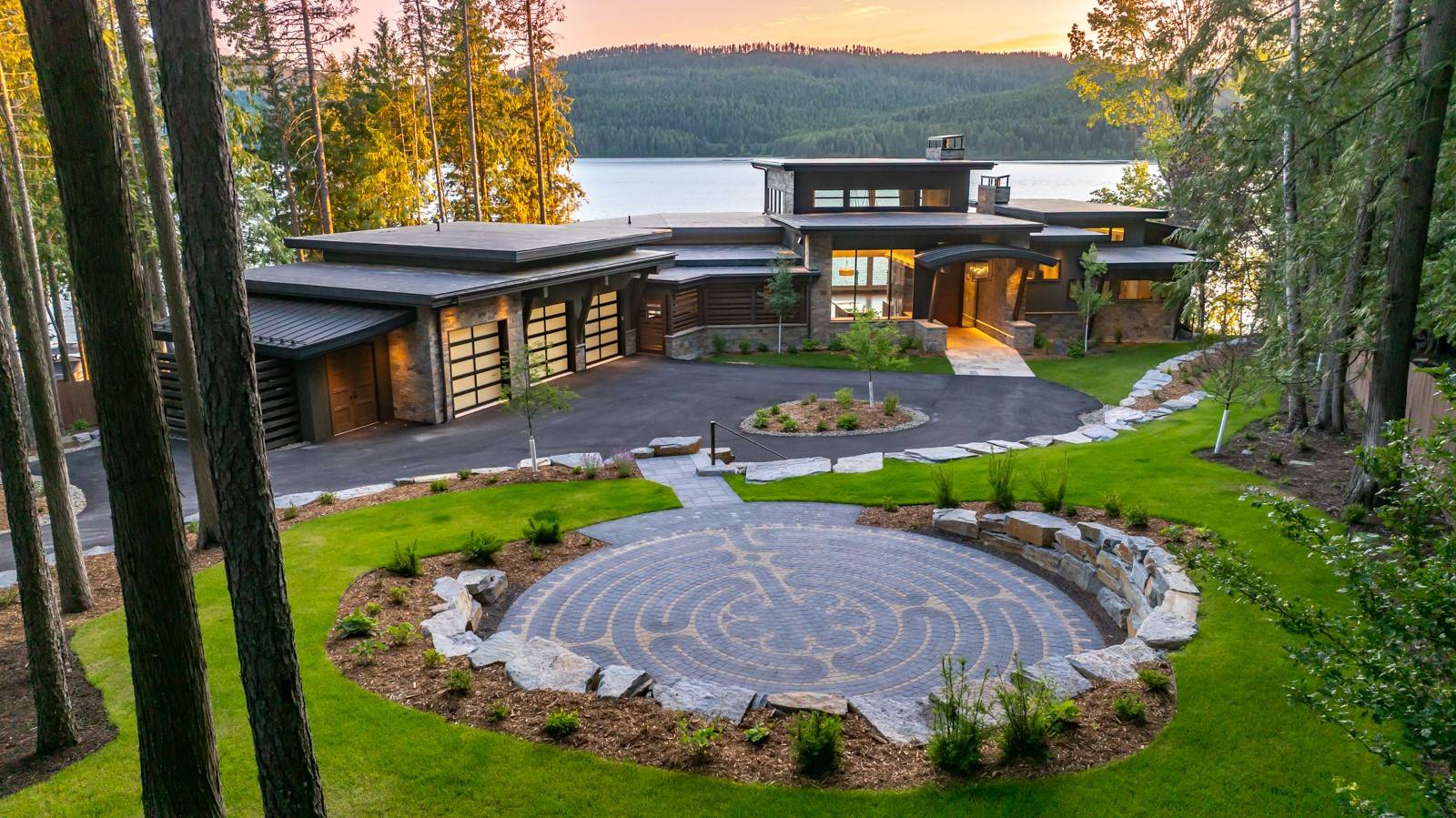 Whitefish, MT 59937,36 E Lakeshore CT