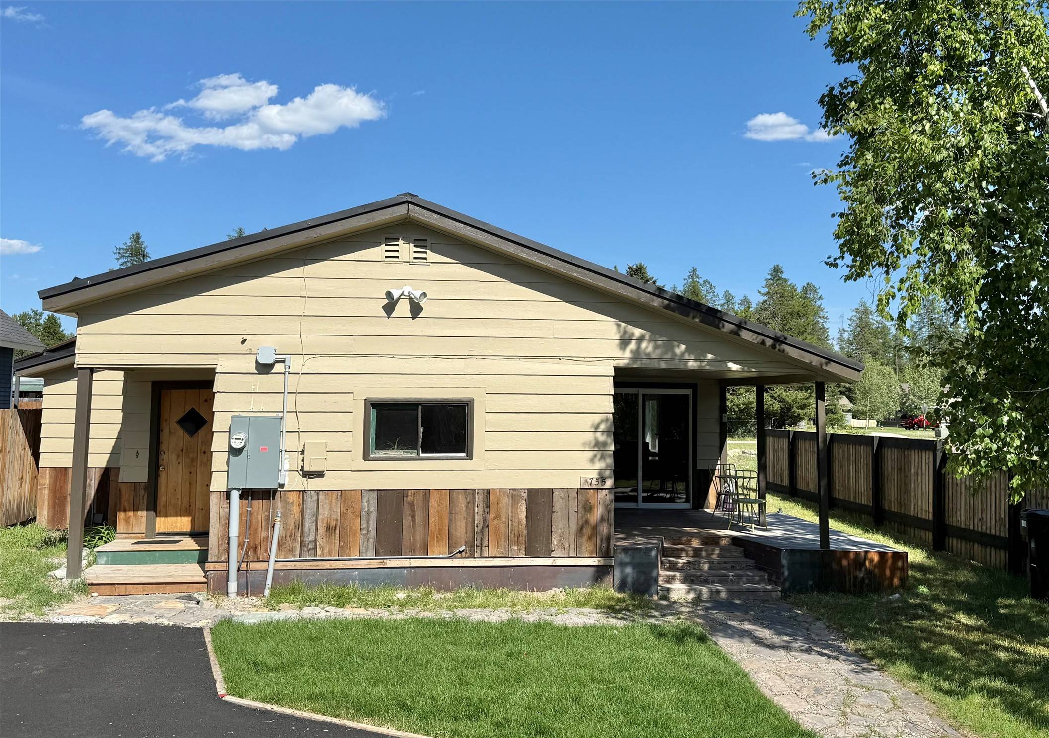 755 Salmon RUN, Whitefish, MT 59937