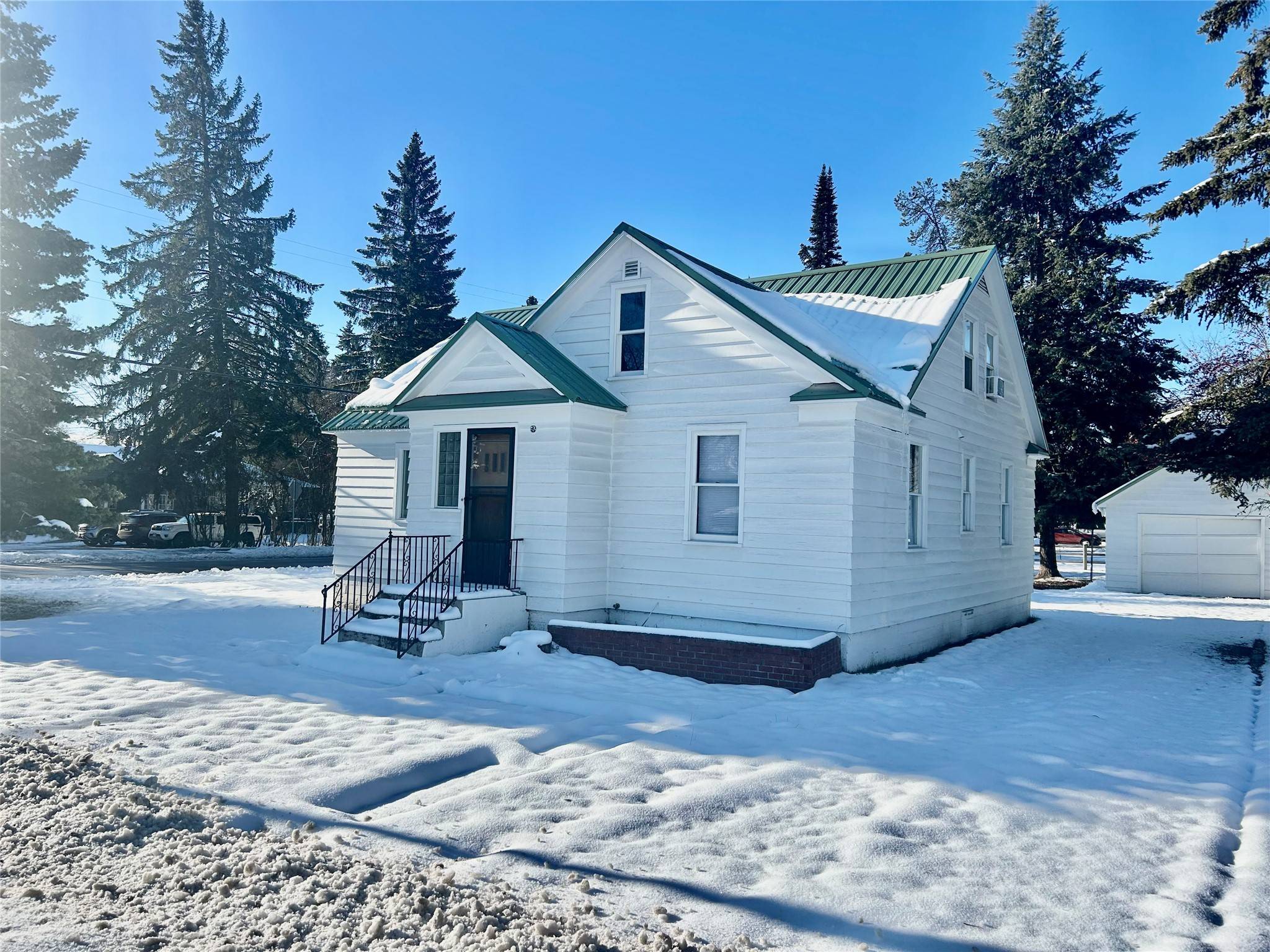 302 Wisconsin AVE, Whitefish, MT 59937