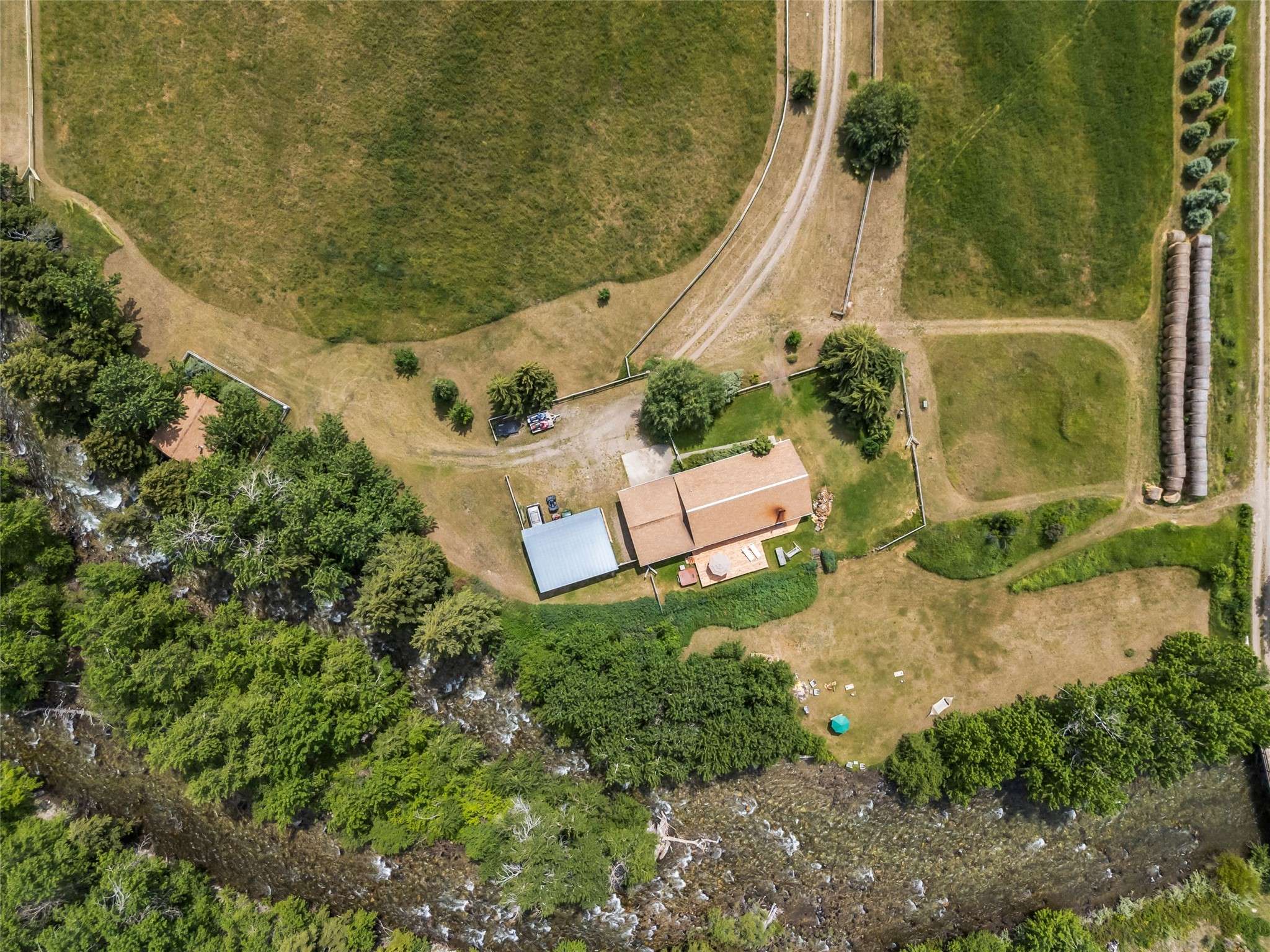 380 W Boulder RD, Mcleod, MT 59052