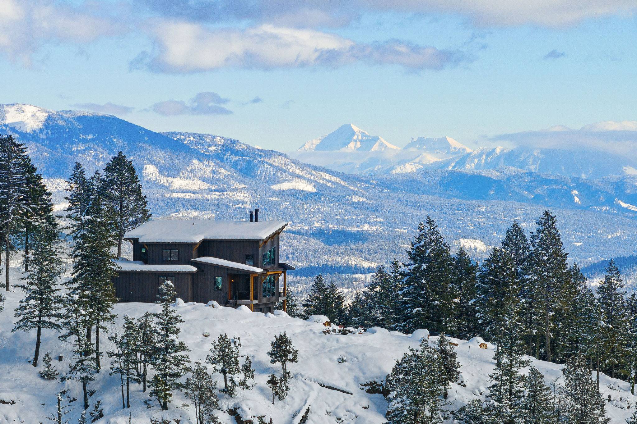 75 Meadows DR, Whitefish, MT 59937
