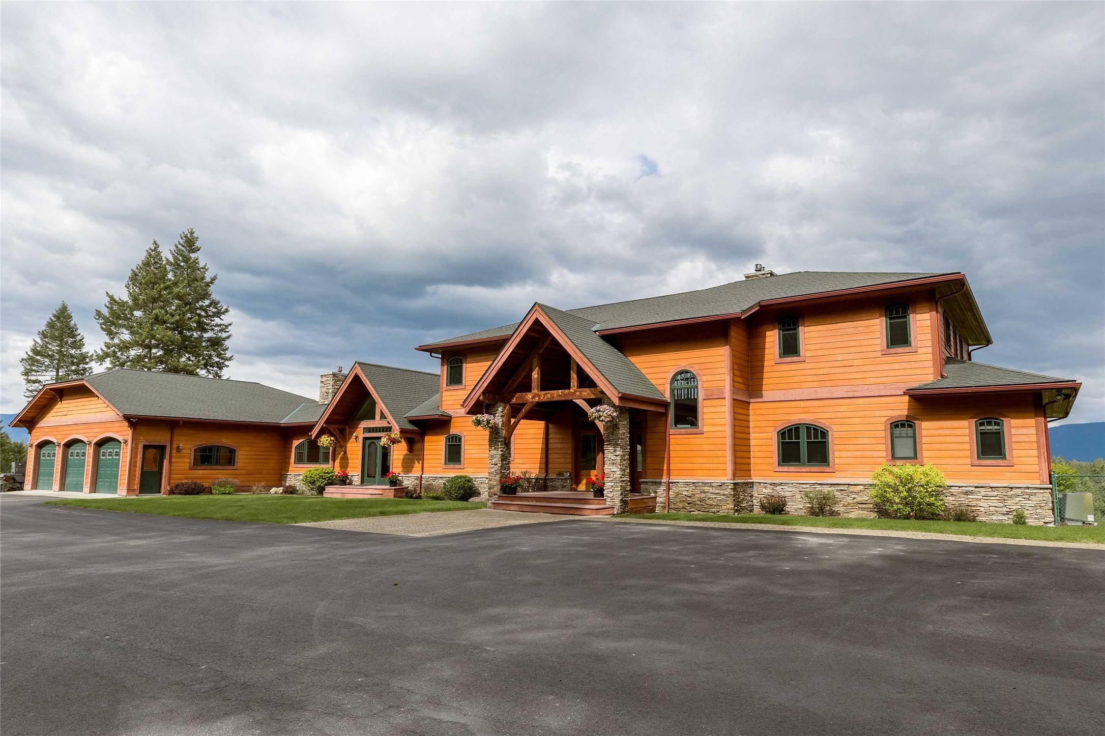 126 Soaring Eagle DR, Whitefish, MT 59937
