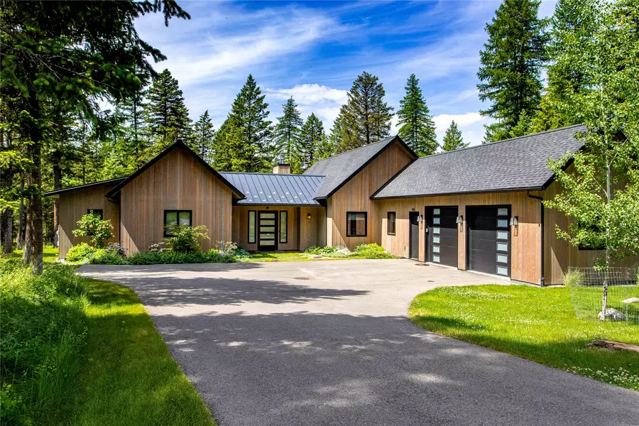 22 Hills Lookout CT, Whitefish, MT 59937