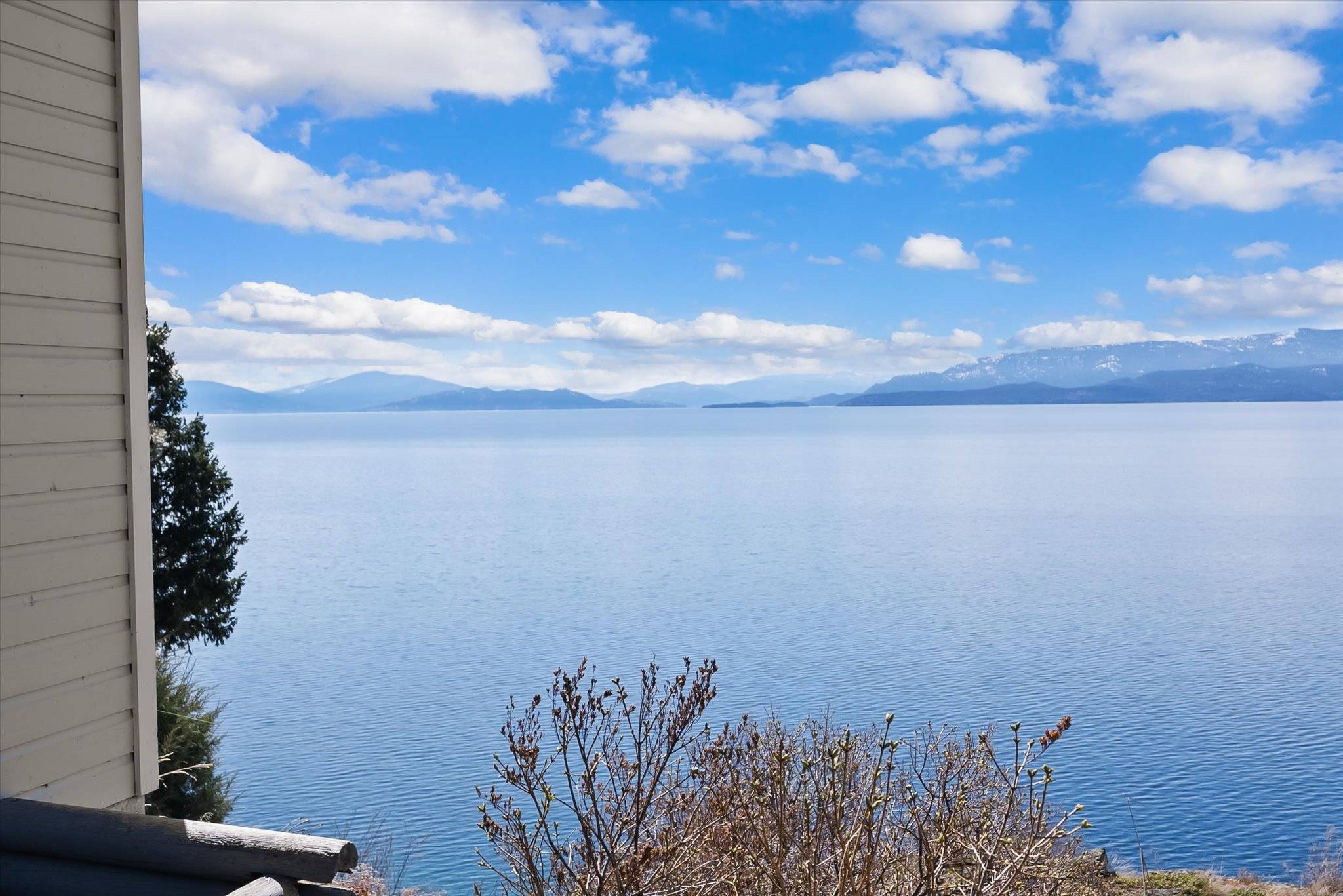 Bigfork, MT 59911,17299 Cliffhanger LN
