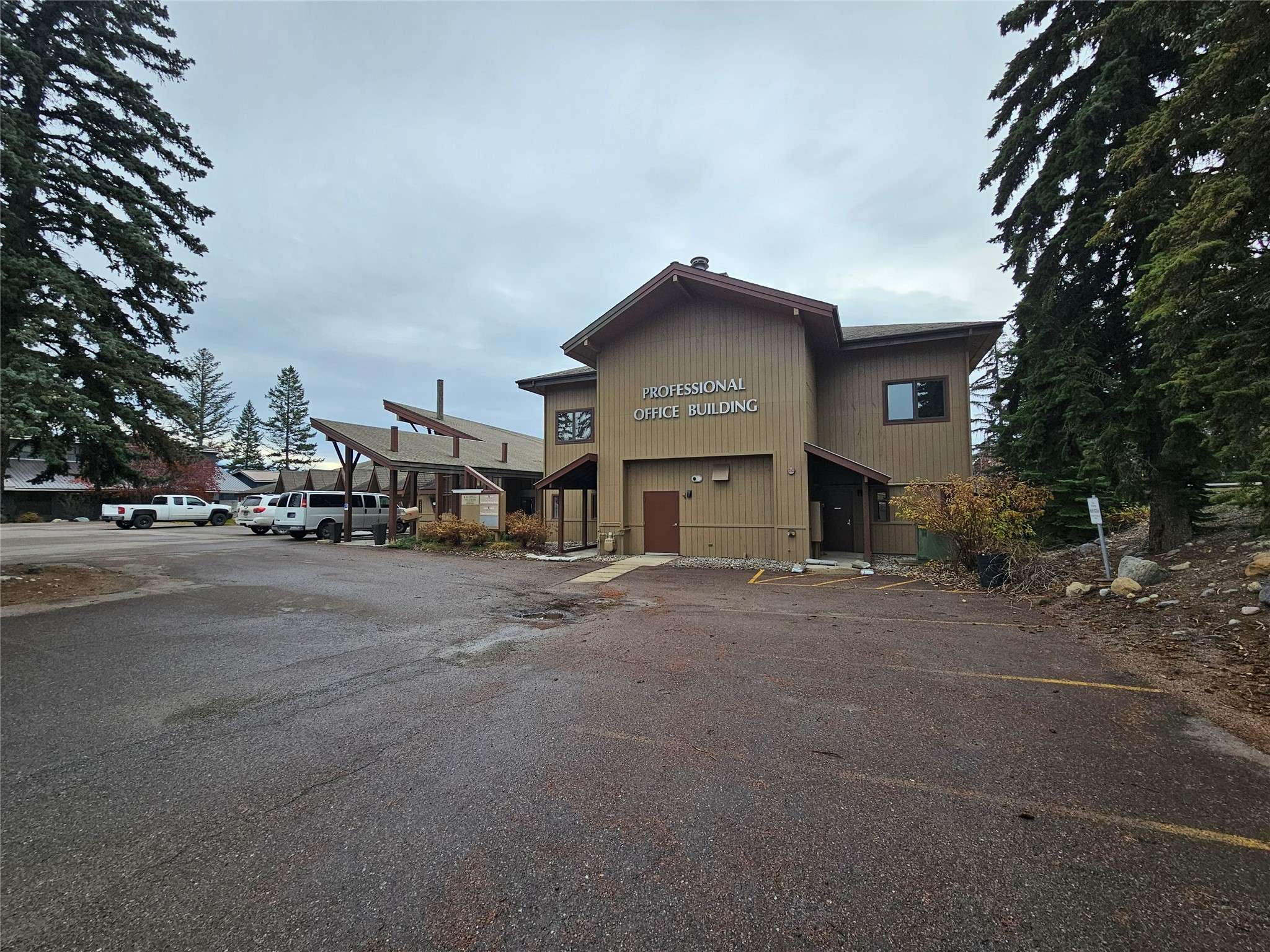 711 13th ST E, Whitefish, MT 59937