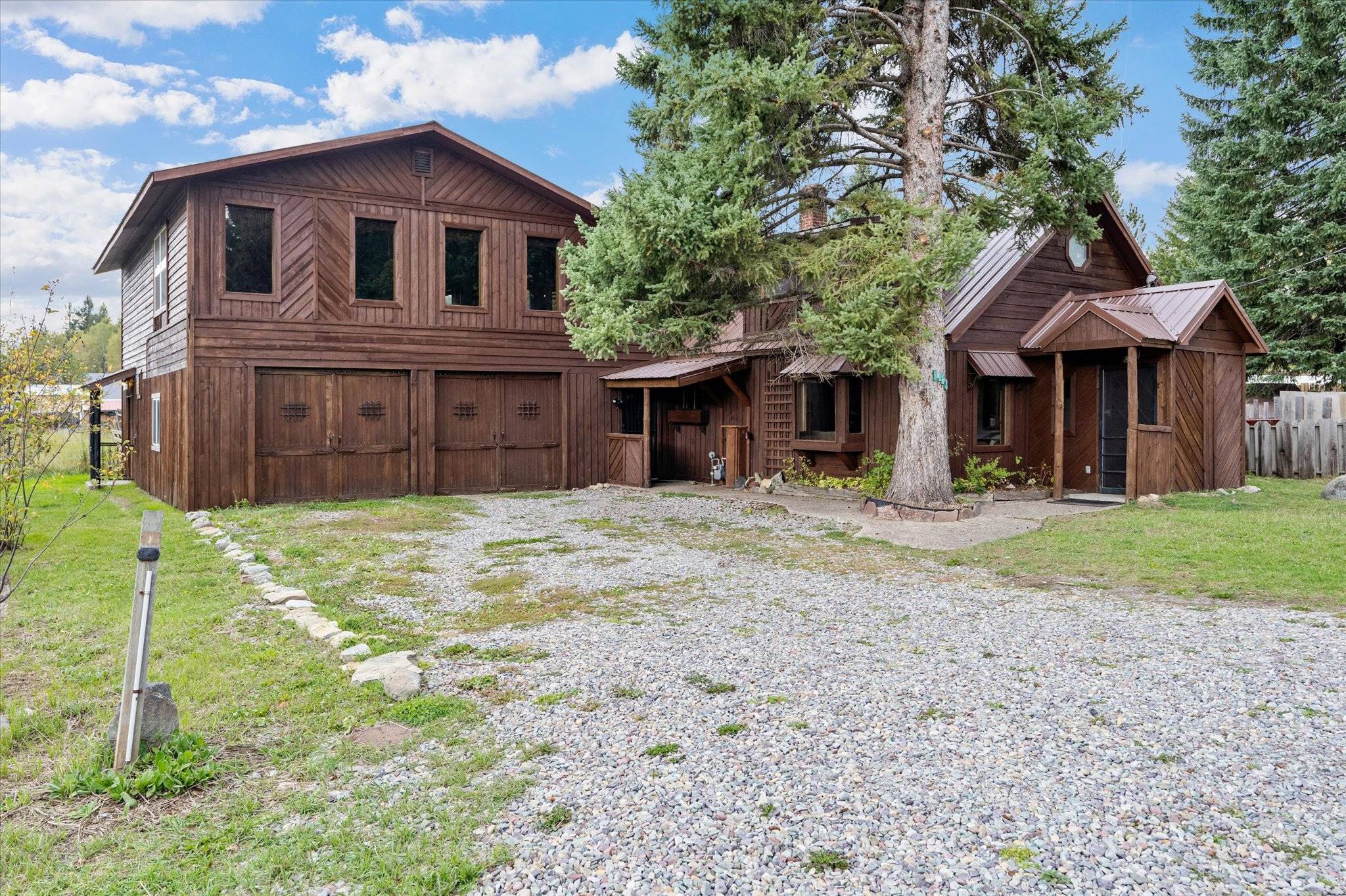 143 Coram School LN, Coram, MT 59913