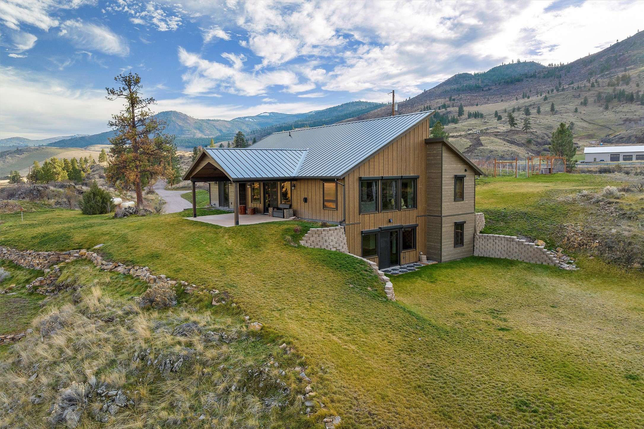 9701 MT Hwy 200, Dixon, MT 59831