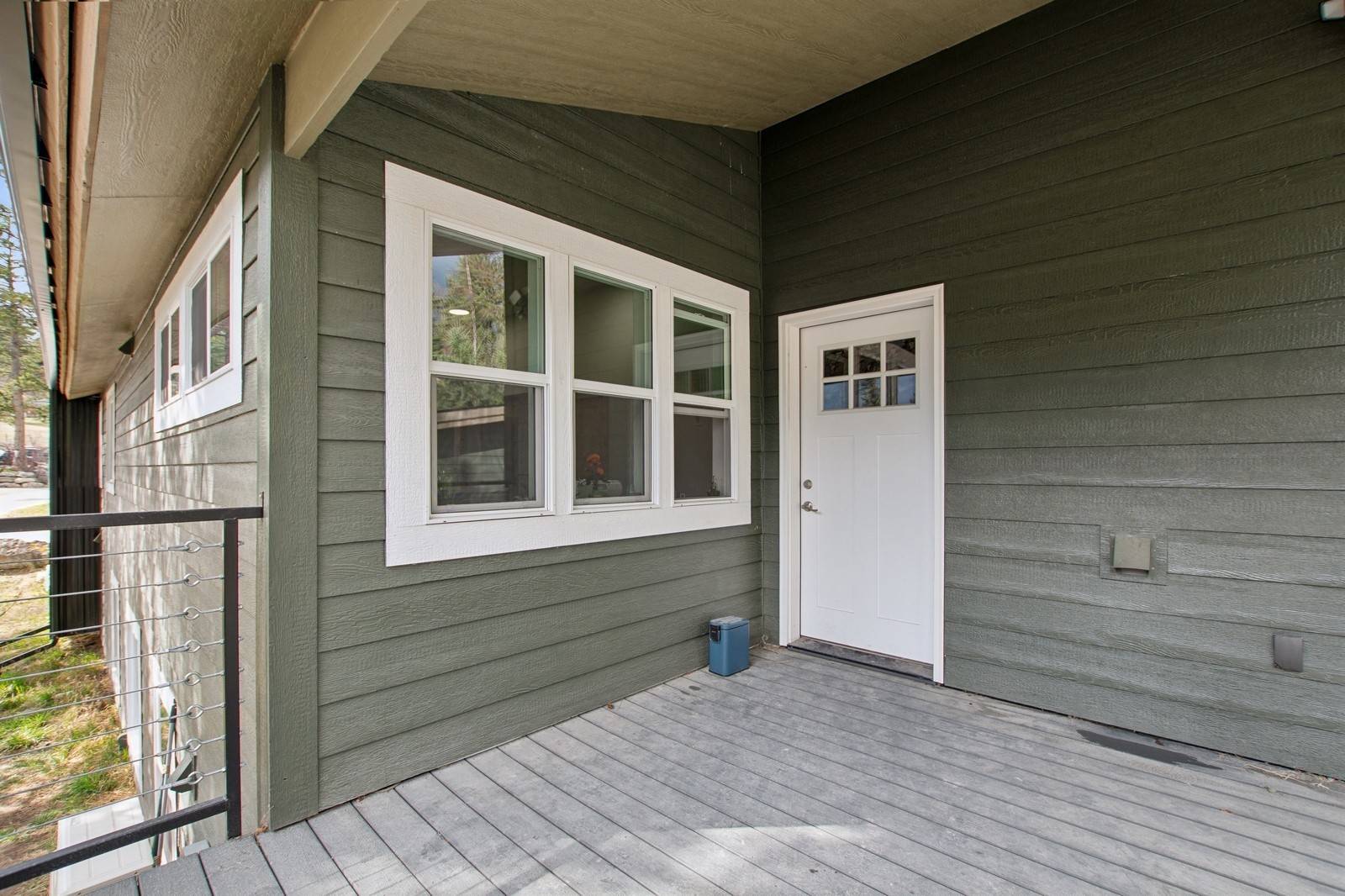 Lakeside, MT 59922,131 Clothier LN