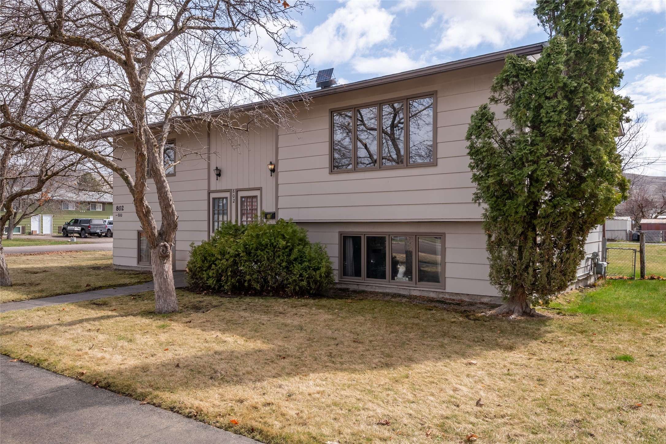 Missoula, MT 59801,800-802 Marshall ST