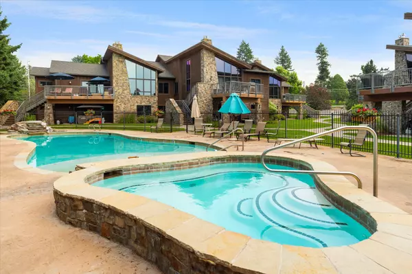 Bigfork, MT 59911,600 Grand DR #3