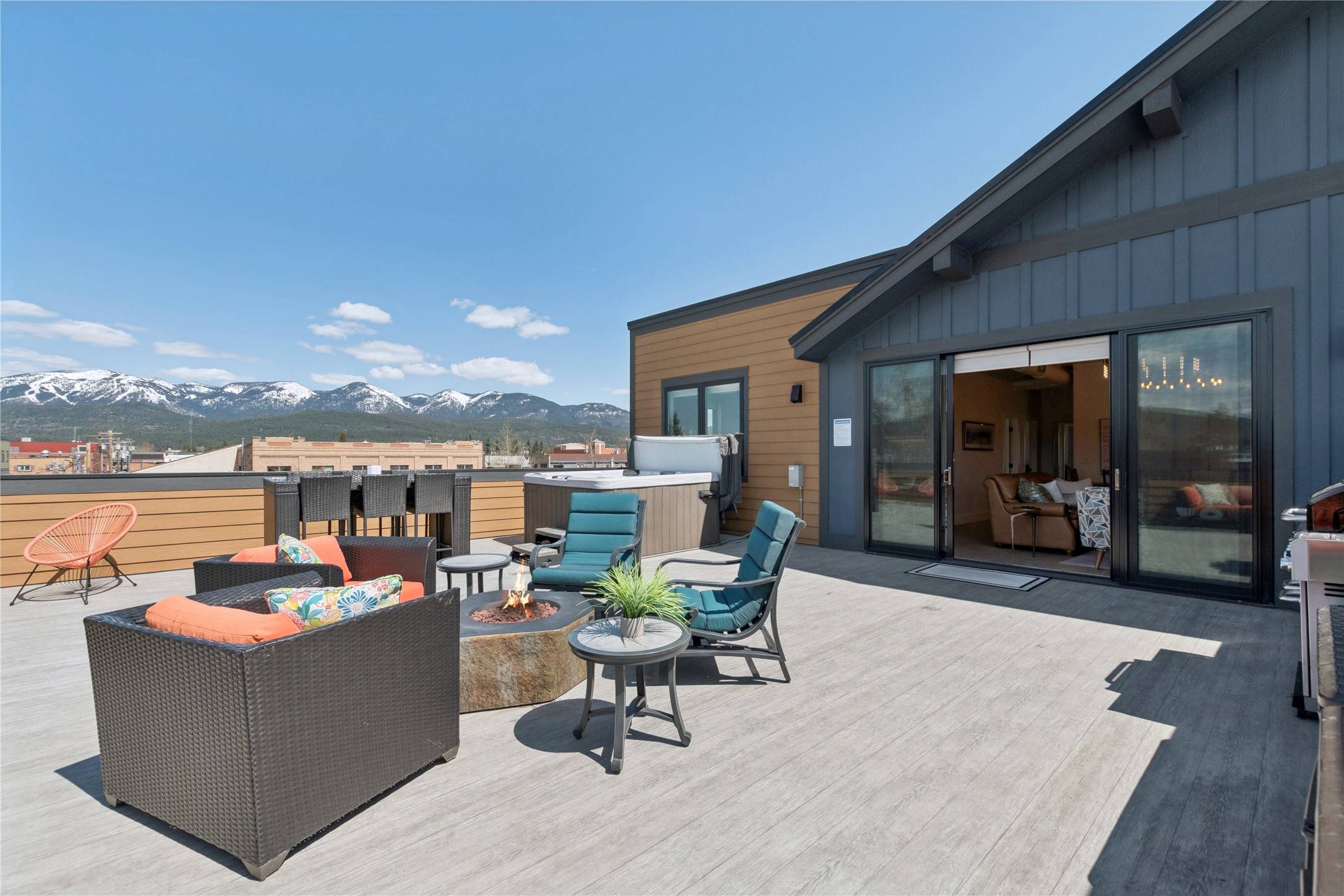Whitefish, MT 59937,334 Central AVE #303