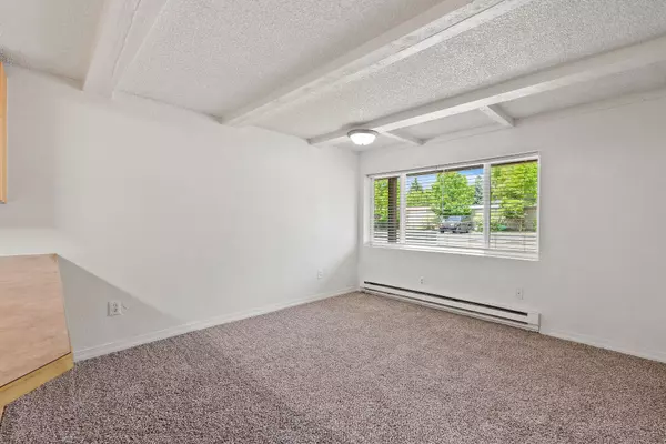 Whitefish, MT 59937,121 Iowa AVE #1G