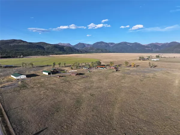 NHN Rolling Dog Ranch LN, Ovando, MT 59854