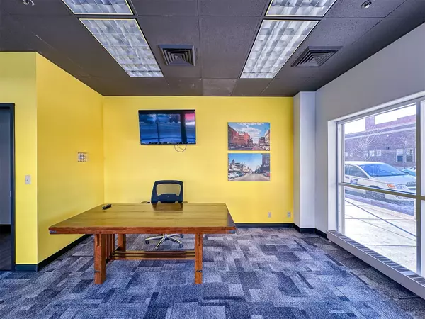 Great Falls, MT 59401,410 Central AVE #Area 2