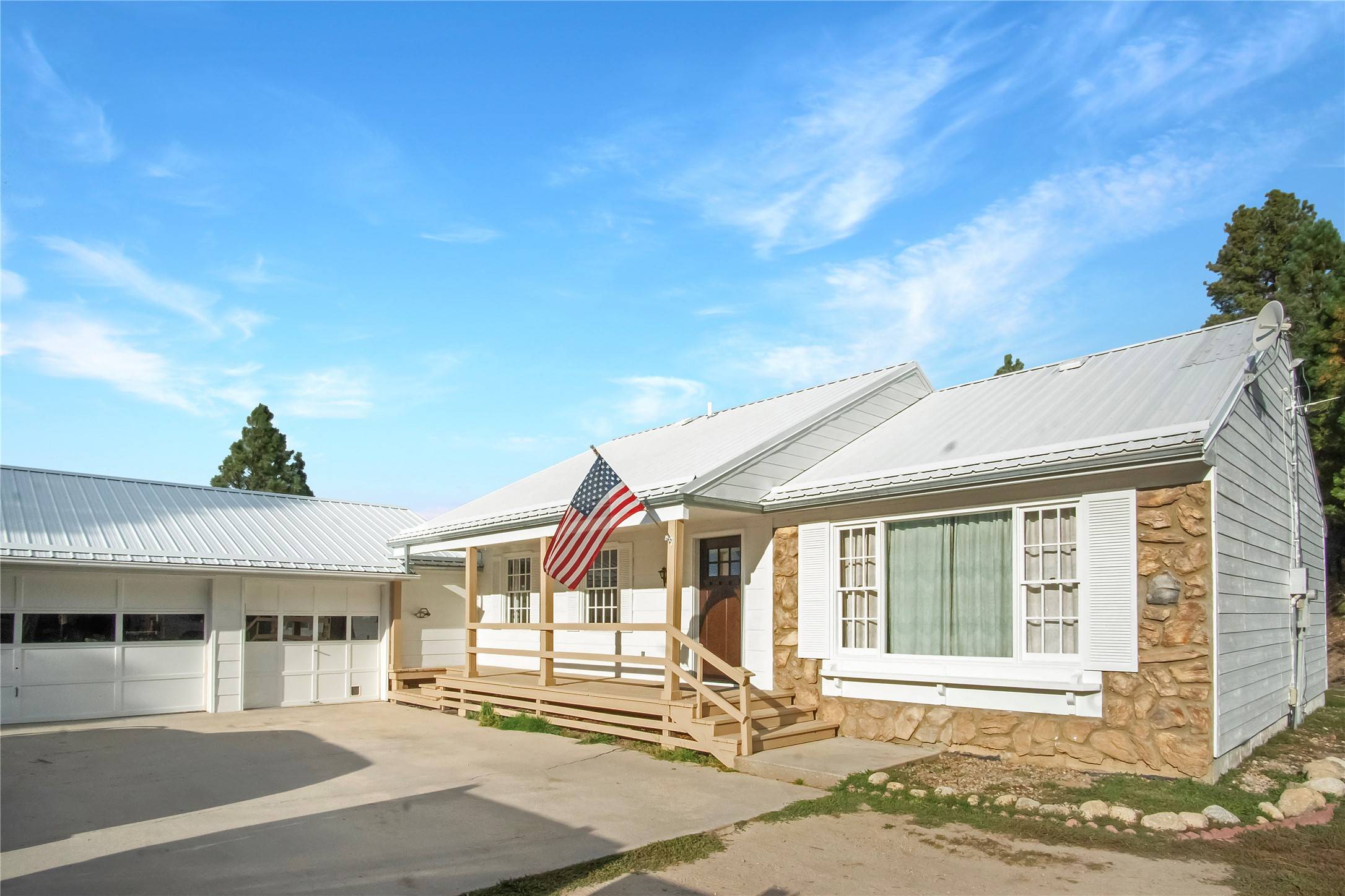 330 Bowman RD, Hamilton, MT 59840