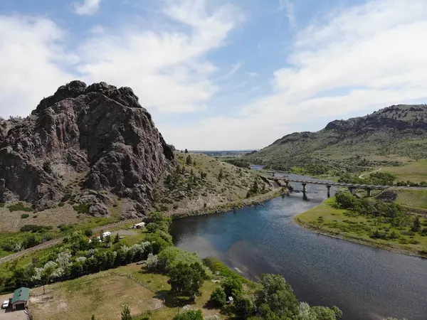 71 Seibold LN, Cascade, MT 59421