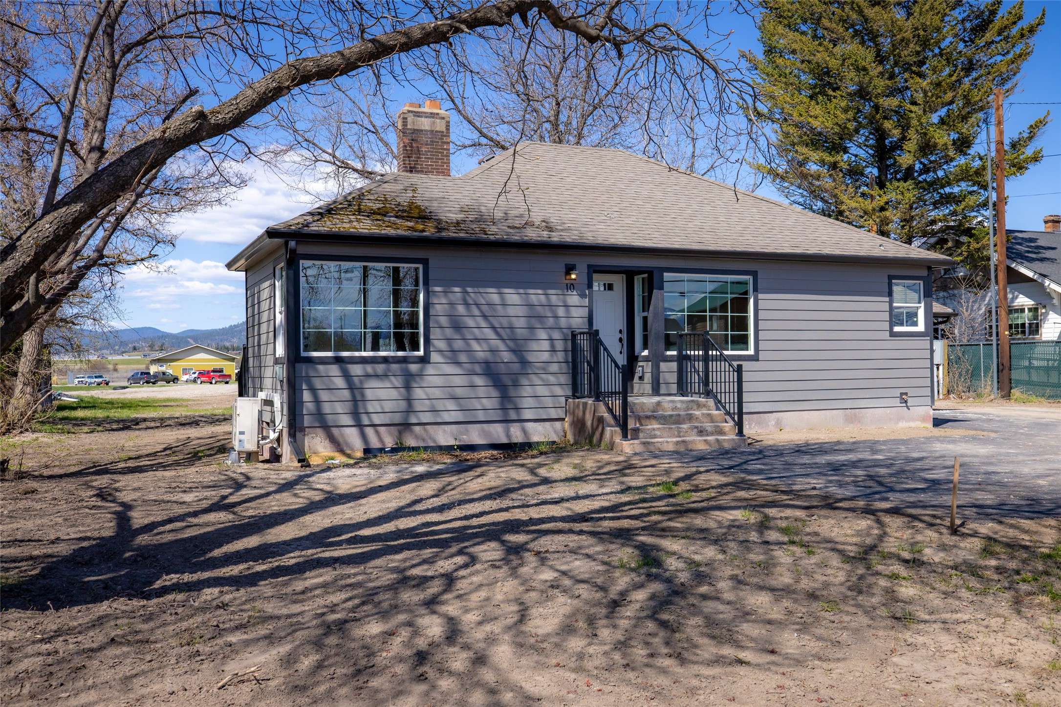 Kalispell, MT 59901,10 S Meridian RD
