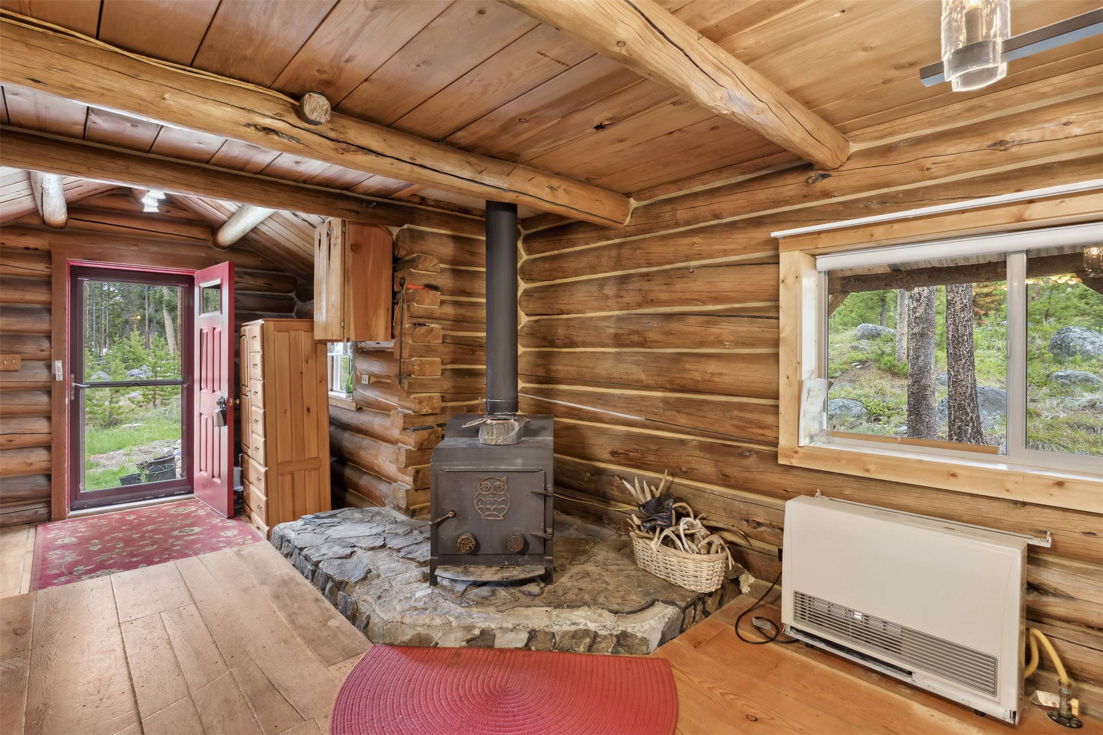 Sula, MT 59871,1441 Bonanza DR