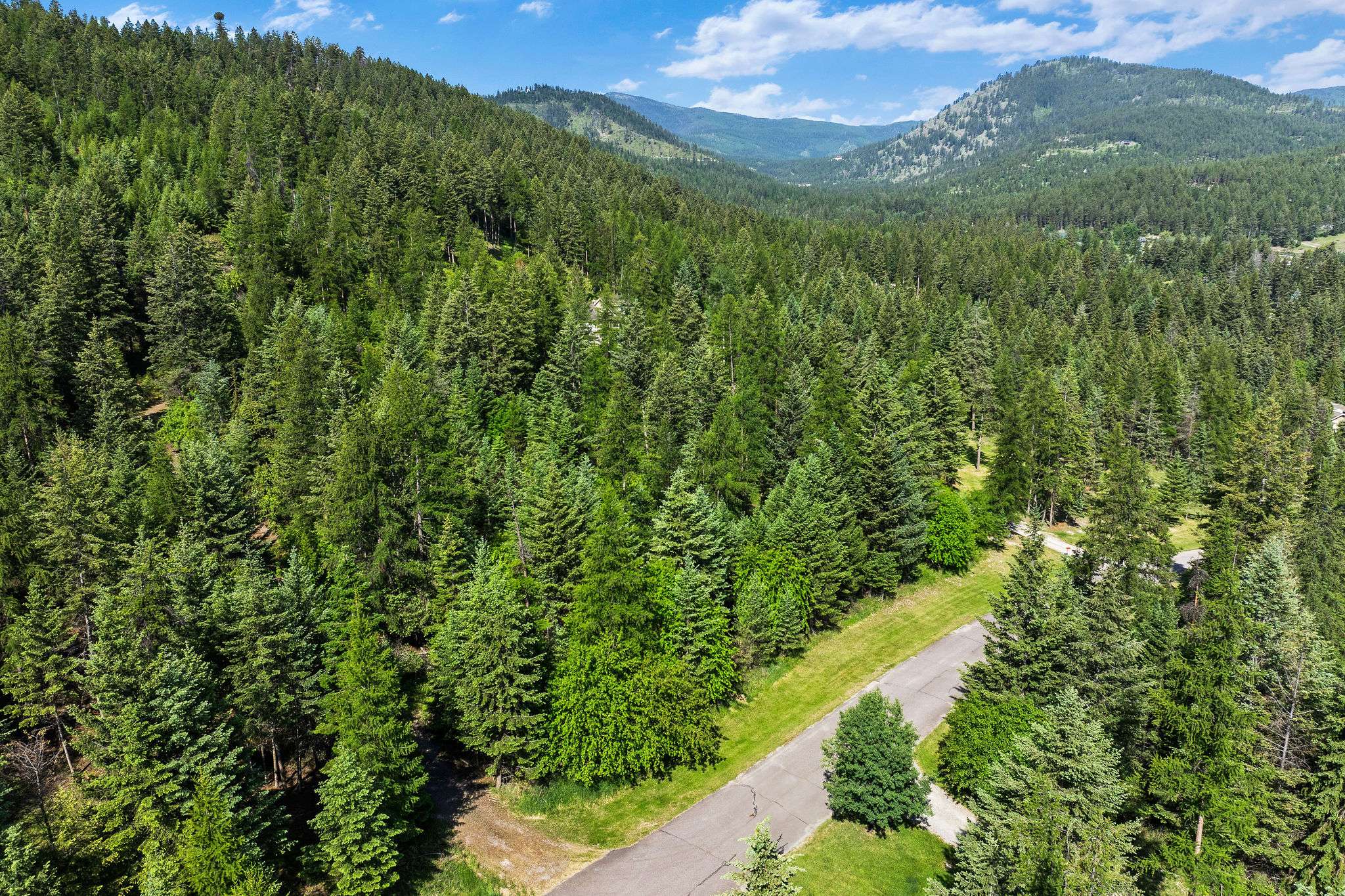 Lakeside, MT 59922,116 Spoklie DR