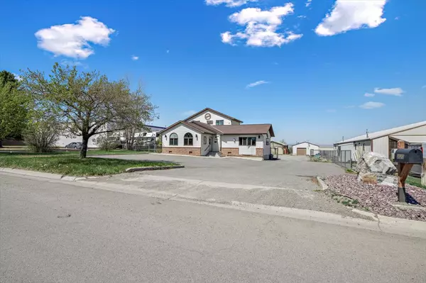 3020 E Lyndale AVE, Helena, MT 59601