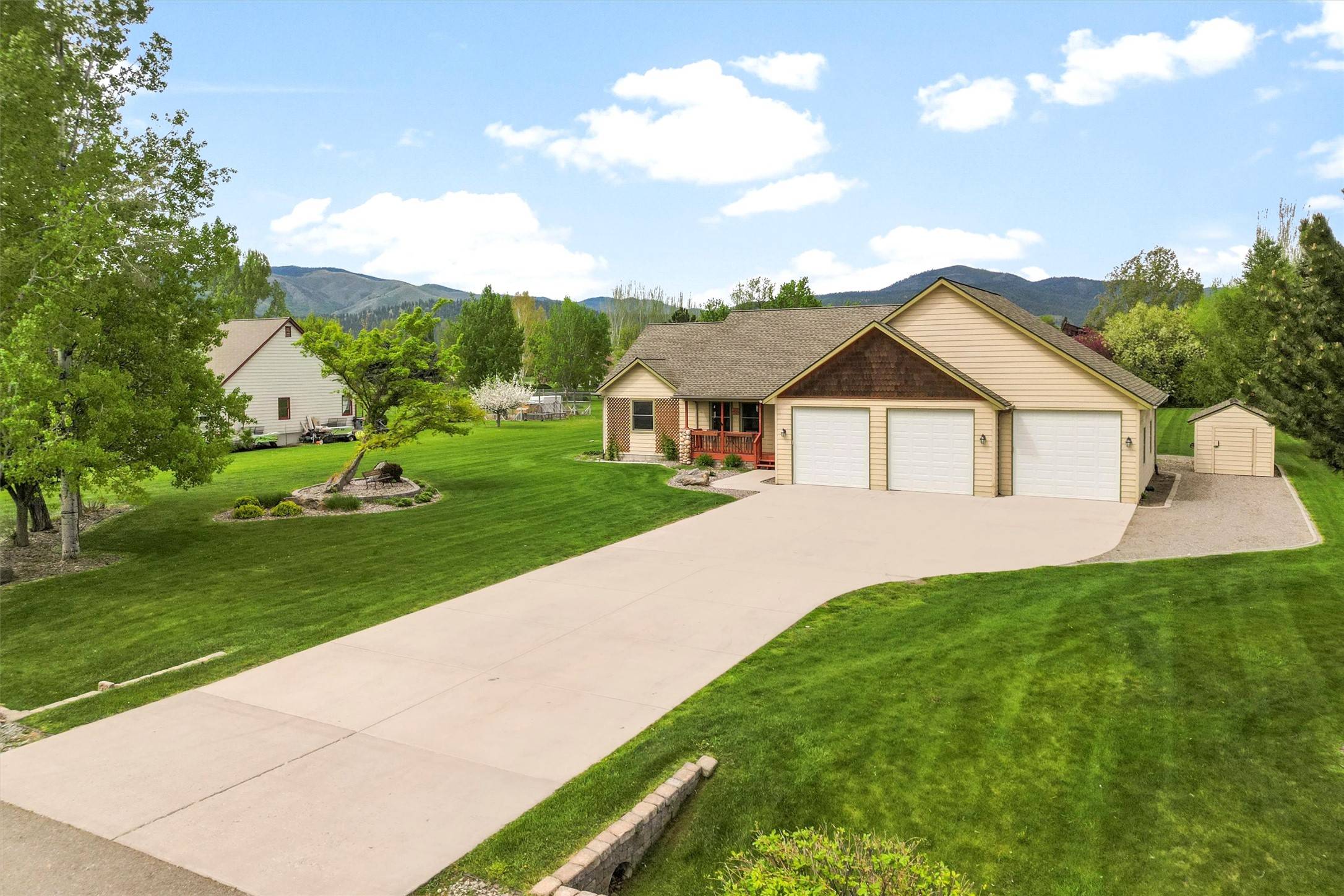 1815 Homestead DR, Missoula, MT 59808