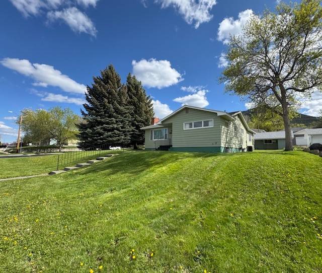 Helena, MT 59601,1601 Choteau ST