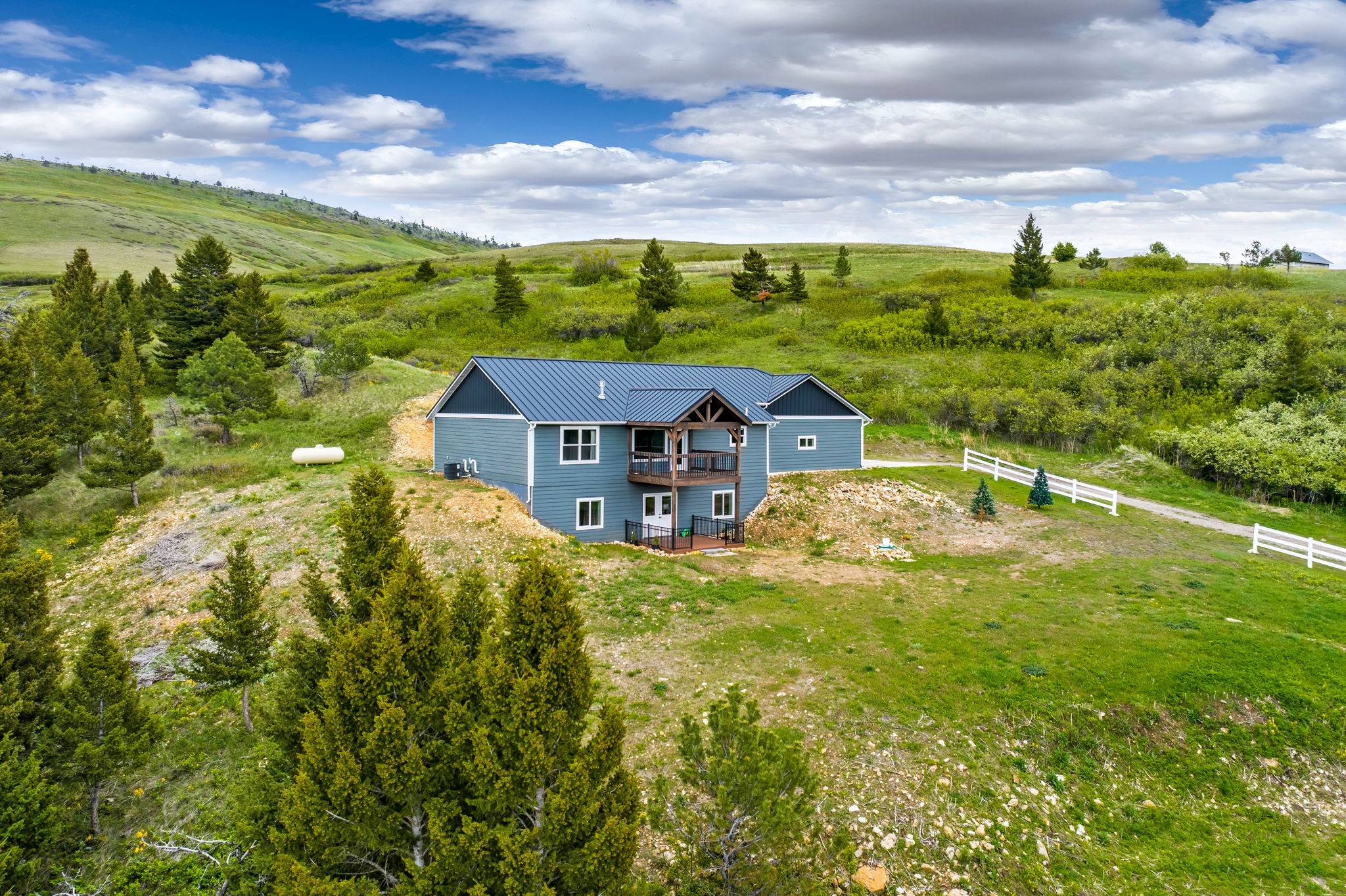50 Sluice Box RD, Belt, MT 59412