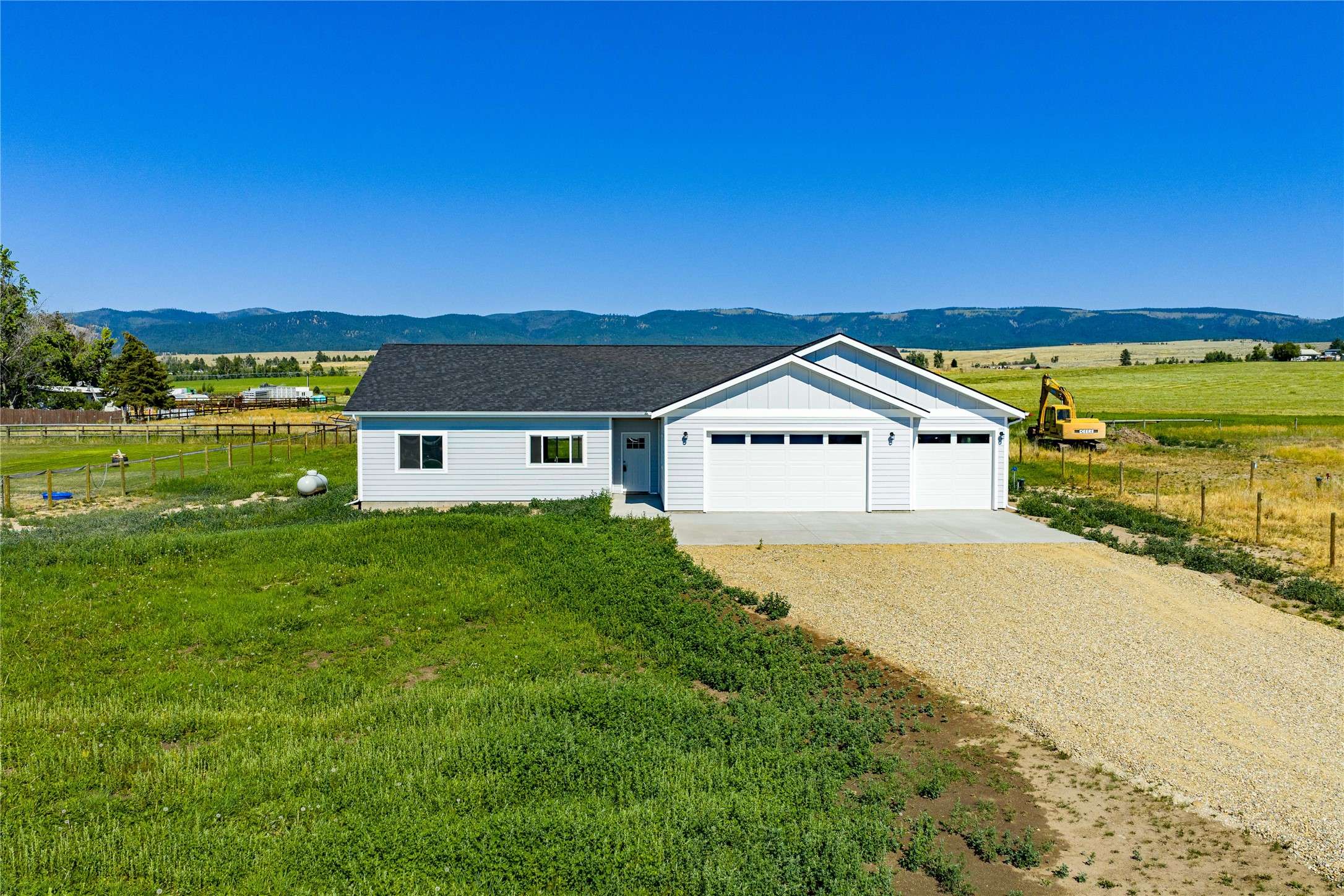 4452 Ludwig LN, Stevensville, MT 59870