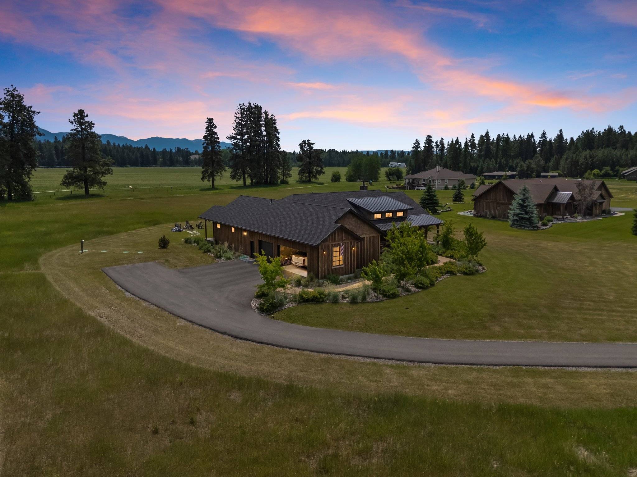 27 Elk Meadow LN, Kalispell, MT 59901