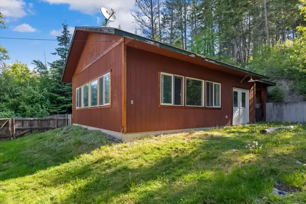 Bigfork, MT 59911,24194 Mt Hwy 35