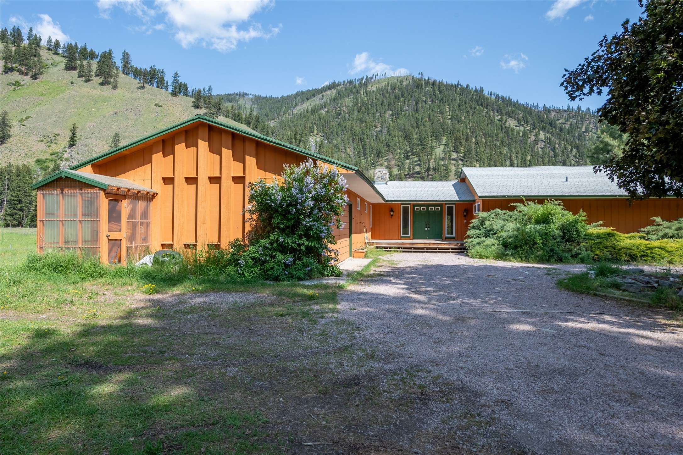 1165 Rock Creek RD, Clinton, MT 59825