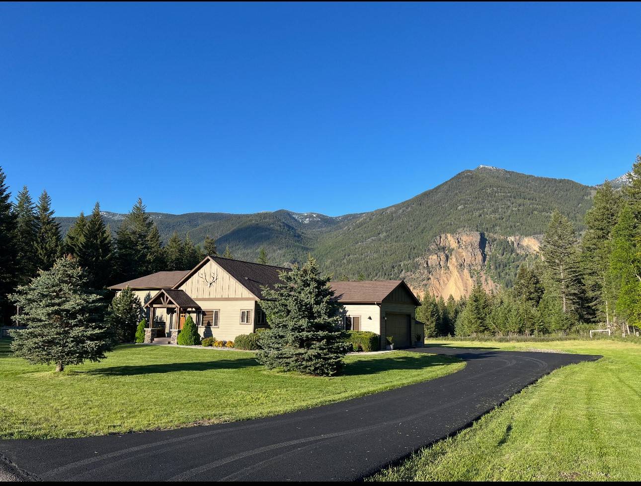 Columbia Falls, MT 59912,227 Mountain Timbers DR