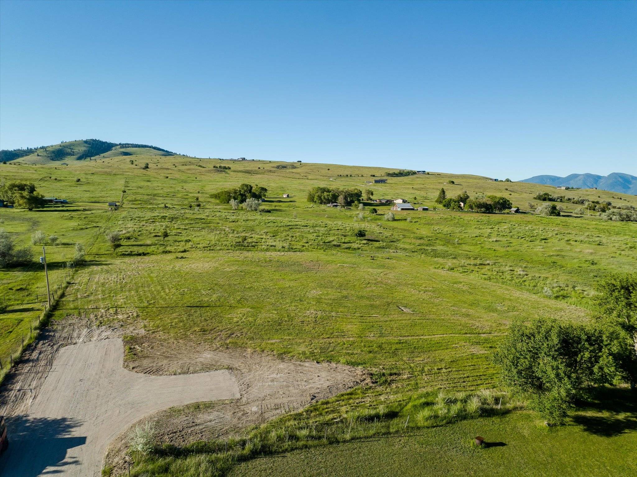 41164 Baypoint RD, Polson, MT 59860