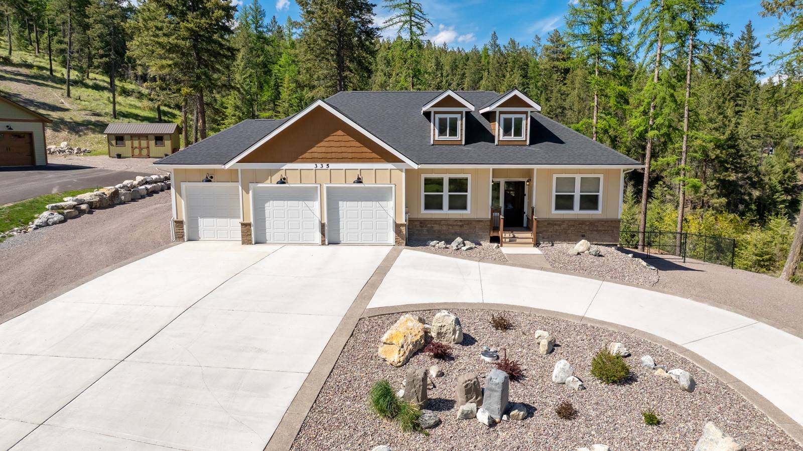 335 & 339 Skookum RD, Lakeside, MT 59922
