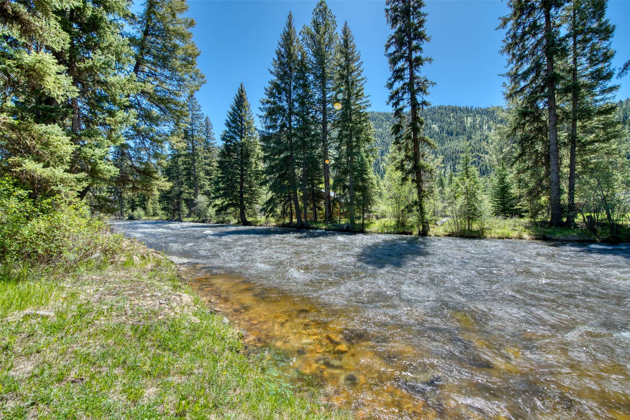 Sula, MT 59871,1795 E Fork RD