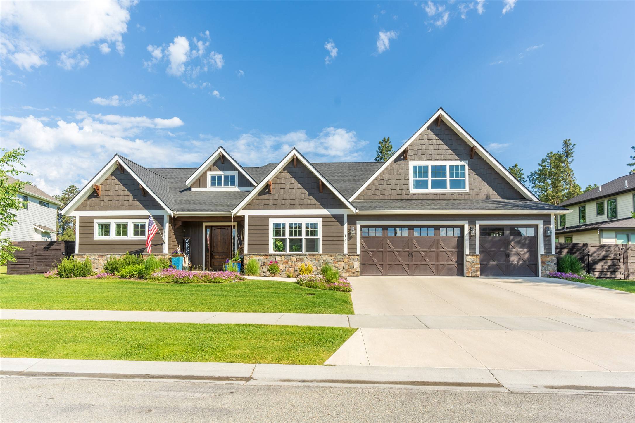 128 Antler Peak LN, Kalispell, MT 59901